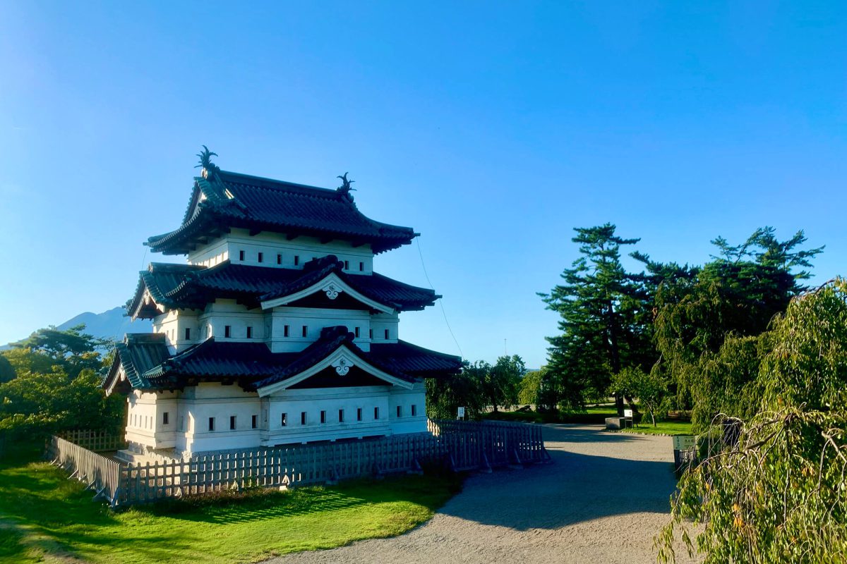 弘前城